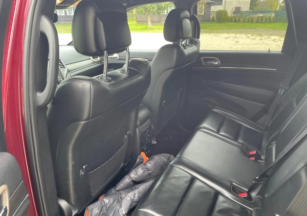 Jeep Grand Cherokee cena 93000 przebieg: 124000, rok produkcji 2017 z Łeba małe 92